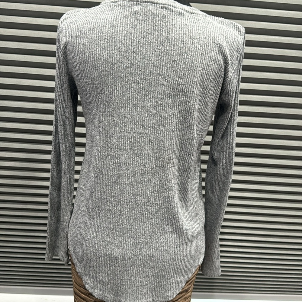 Cable knit blouse - Picture 4 of 6